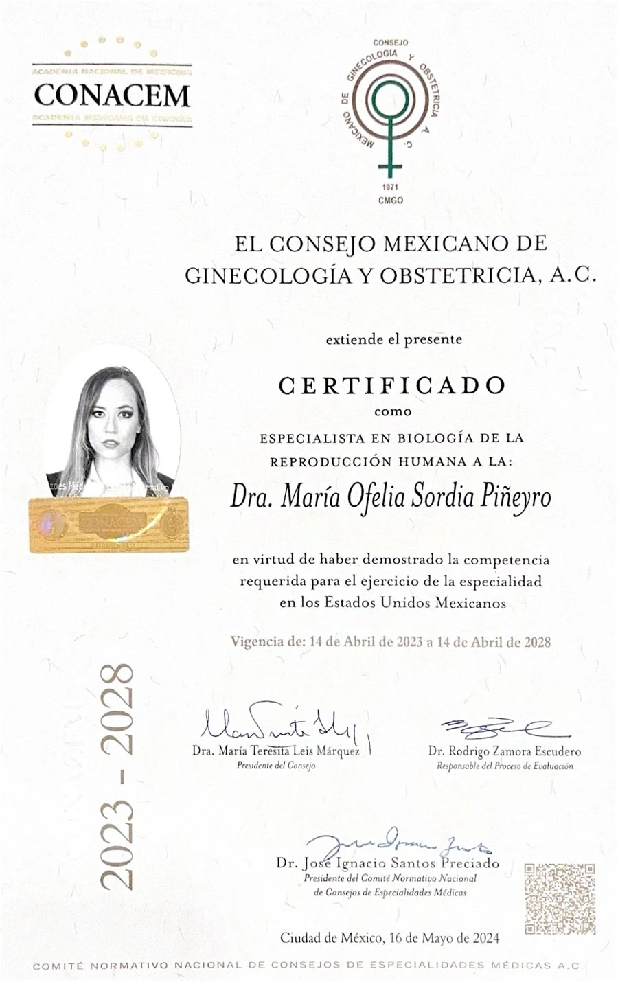 Certificación vigente: Consejo Mexicano de Ginecología y Obstetricia